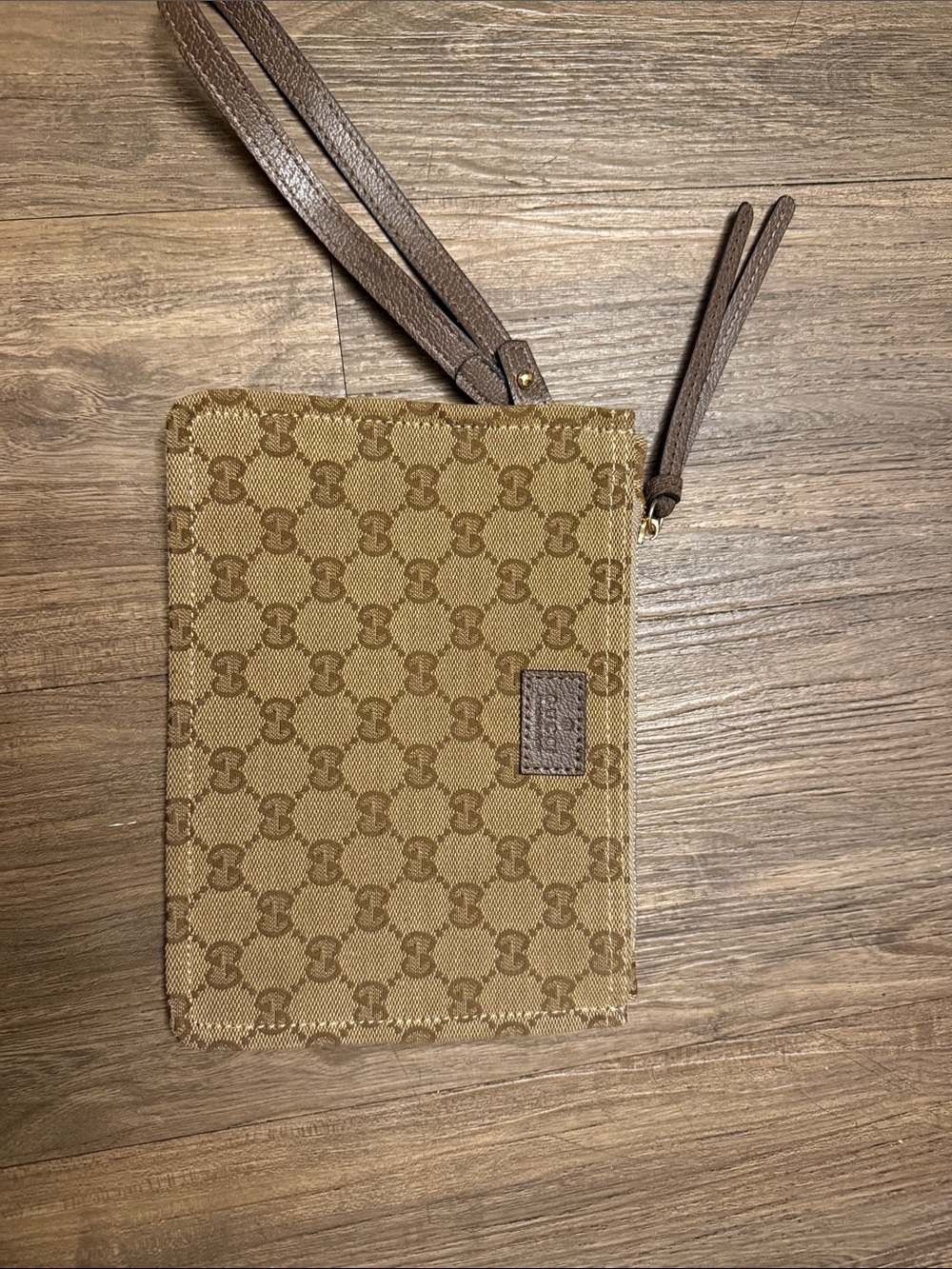 Gucci wristlet